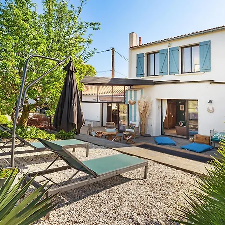 La Basse Menantie - De Gamme & Spacieuse Villa