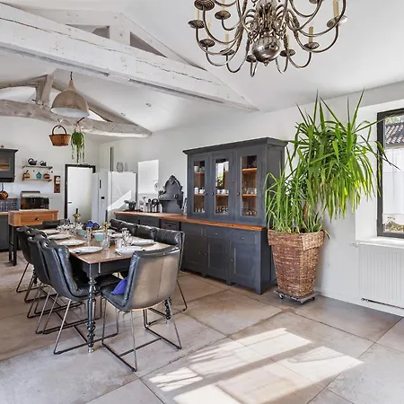 La Basse Menantie - De Gamme & Spacieuse *