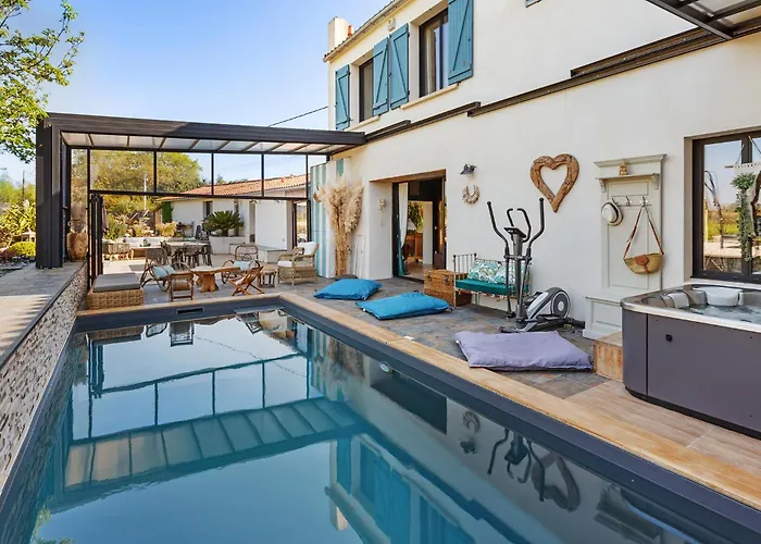 Villa La Basse Menantie - De Gamme & Spacieuse Pont-Saint-Martin